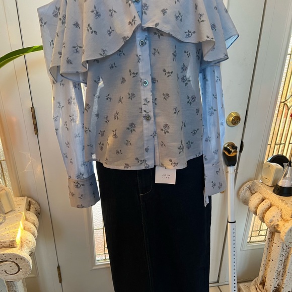 Ladies cold shoulder floral light blue long sleeve shirt - Picture 8 of 11